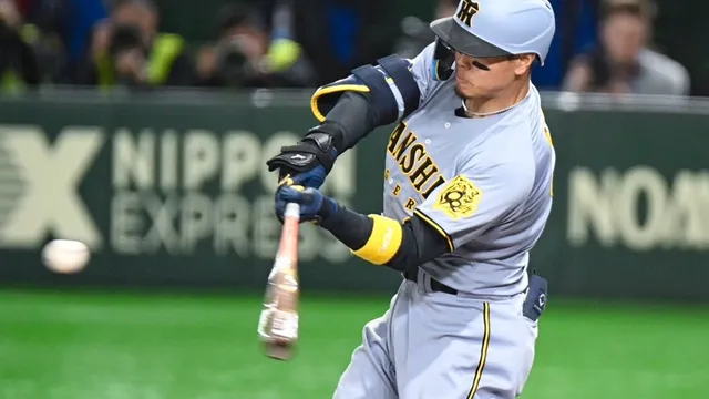 【野球】CY賞左腕からの3ラン！佐藤輝明、感謝の言葉で締める
