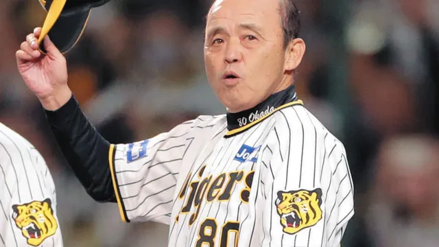 【朗報】岡田彰布顧問、阪神に帰ってきた！ファンが大熱狂！？
