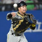 【野球】甲子園での激闘！ヤクルト・石川投手のエラーからの先制！